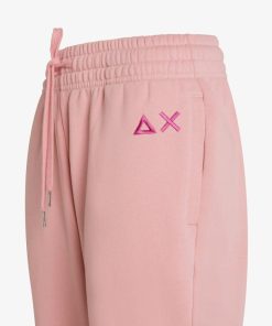 Leonarddaniels.shopd573167388 2